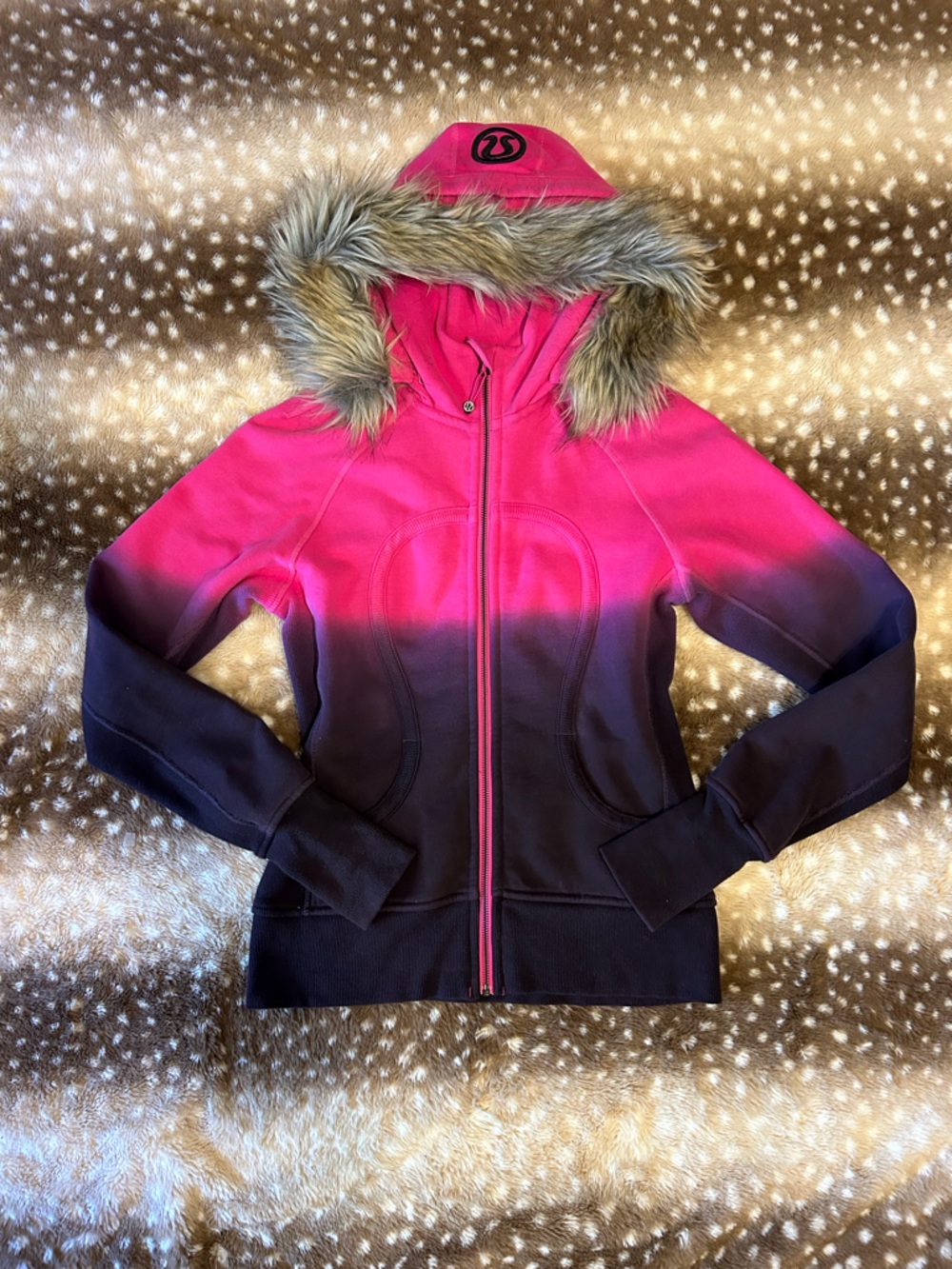 “Vintage” Lululemon Athletica Special Edition Faux Fur Scuba Size 8